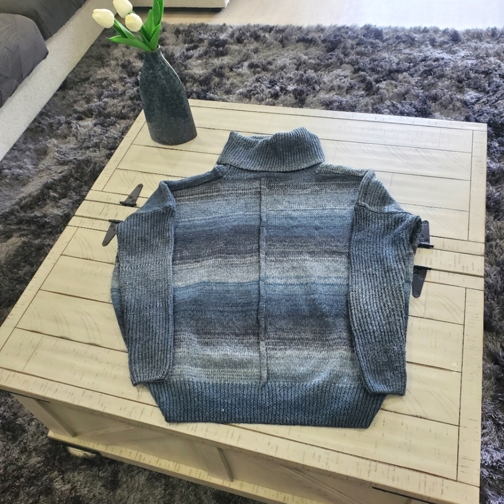 Ombre Striped Turtleneck Sweater Women's Blue Gray Long Sleeve Knit Pullover